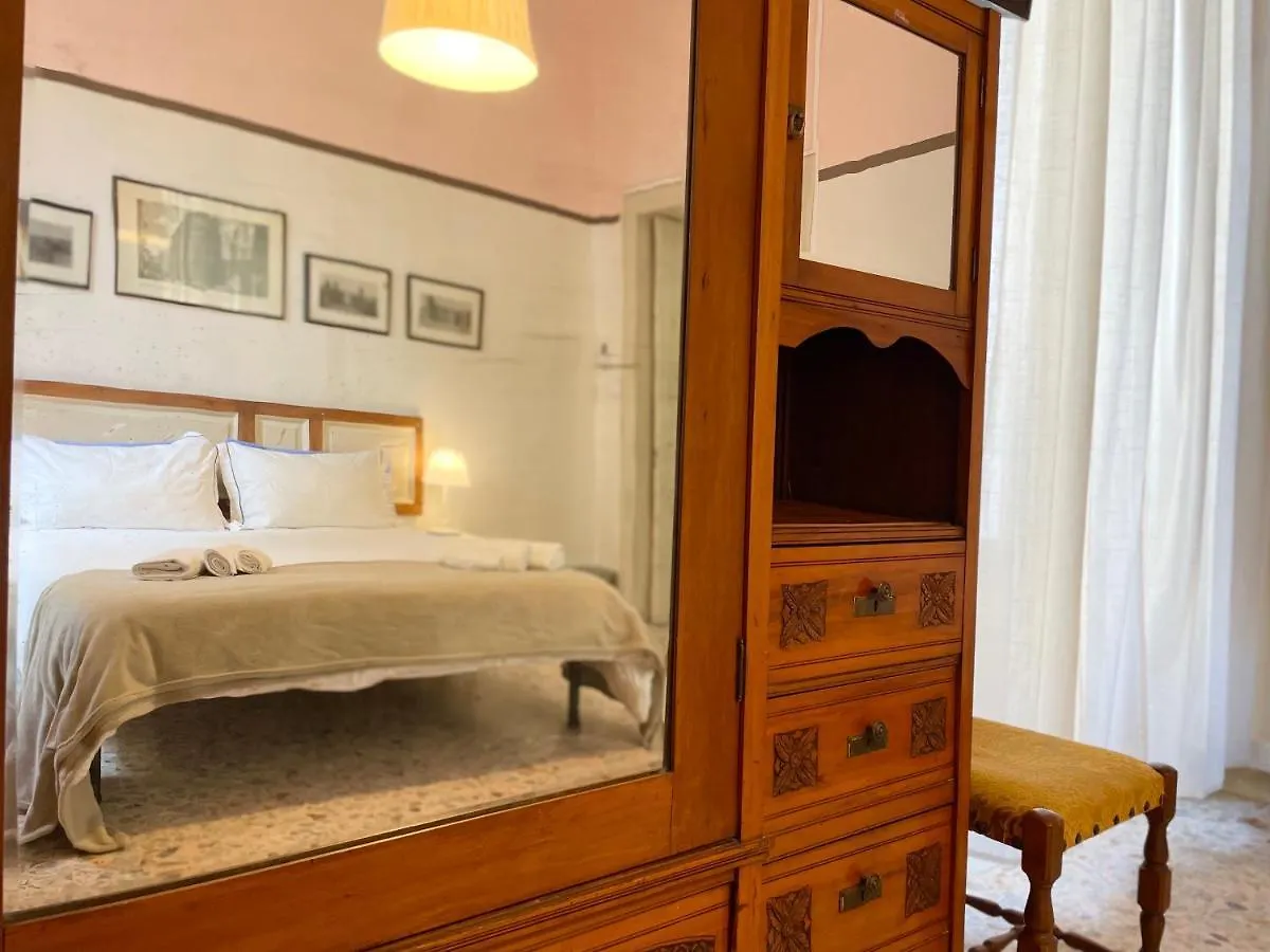Montello Guest House Aeroporto di Catania Fontana Rossa Italia