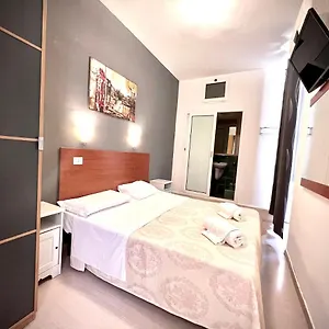 ** Hotel Alius And Freerome Italia