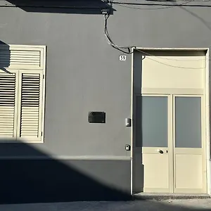 House Fifteen Aeroporto di Catania Fontana Rossa